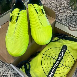 Nike Phantom Venom Elite FG Soccer Cleats - Volt